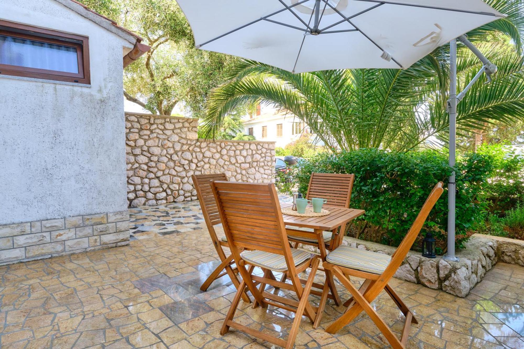 Argo Apartmani Mali Losinj Bagian luar foto