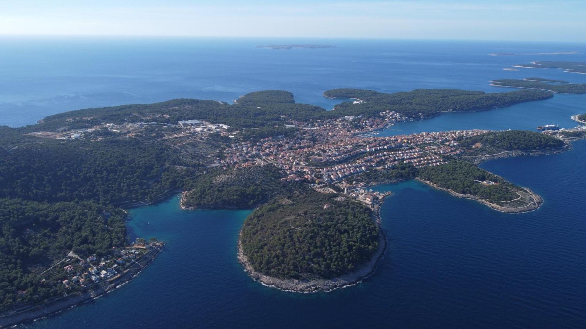 Argo Apartmani Mali Losinj Bagian luar foto